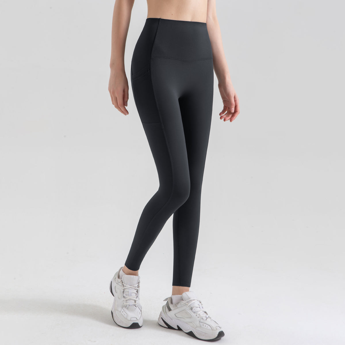 Avurer LuxeLegs High-Waist Leggings - Black