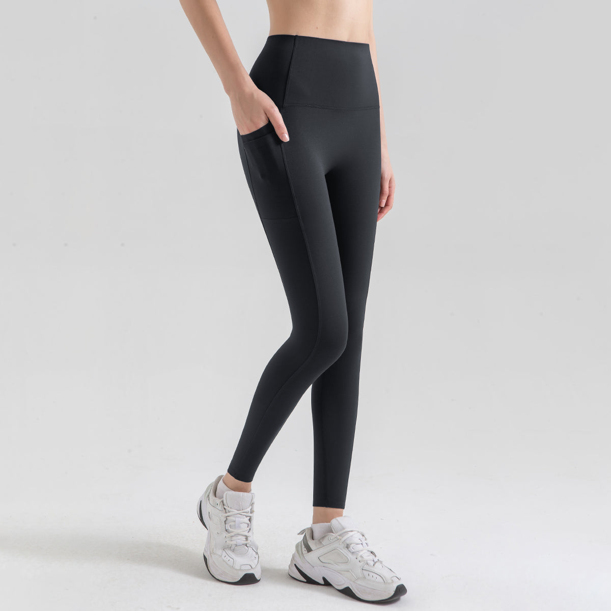 Avurer LuxeLegs High-Waist Leggings - Black