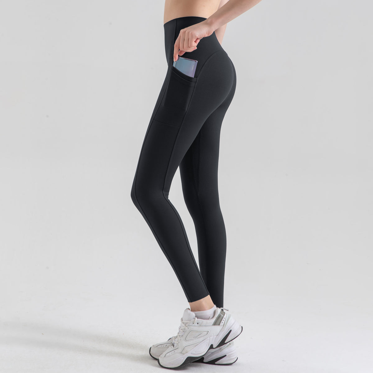 Avurer LuxeLegs High-Waist Leggings - Black