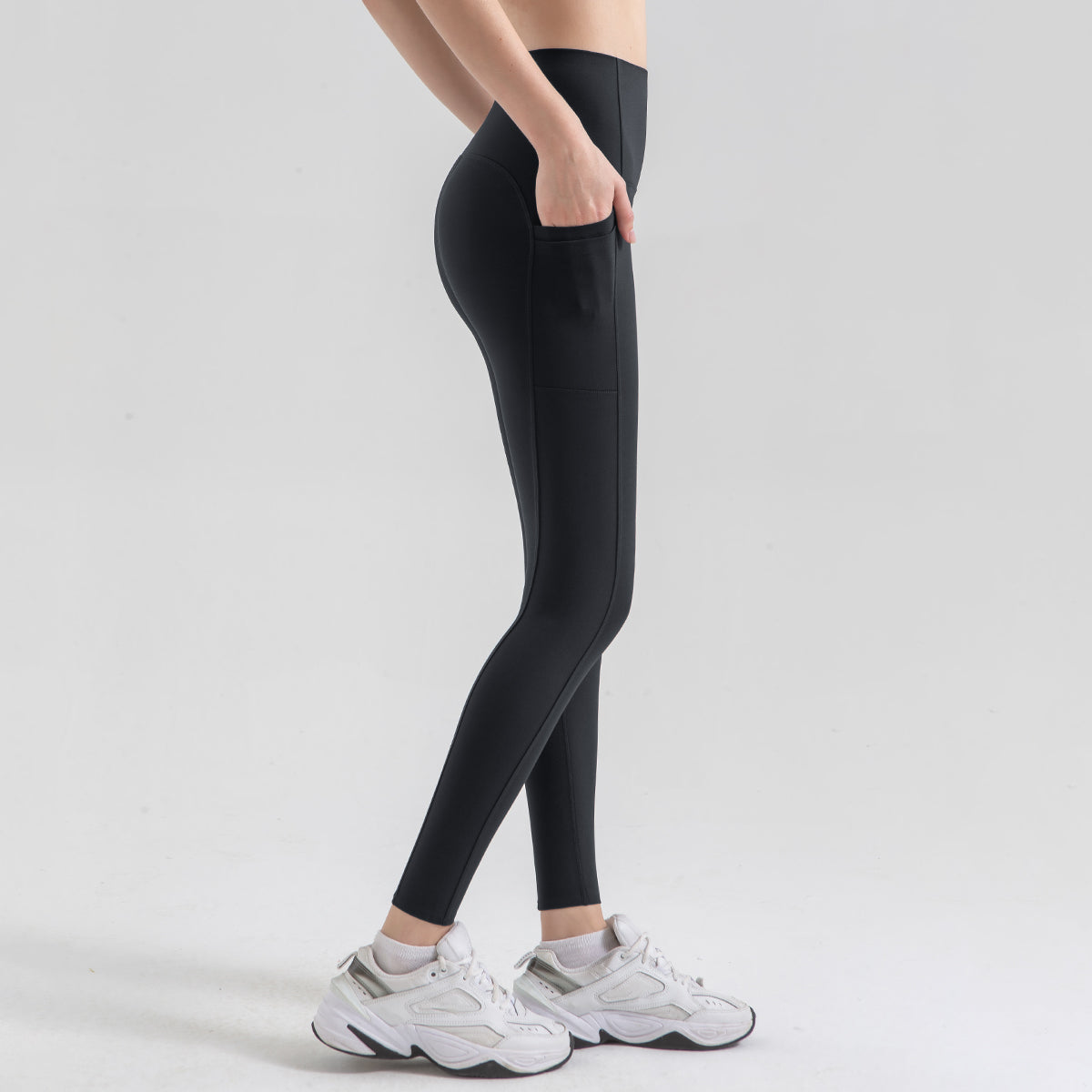 Avurer LuxeLegs High-Waist Leggings - Black