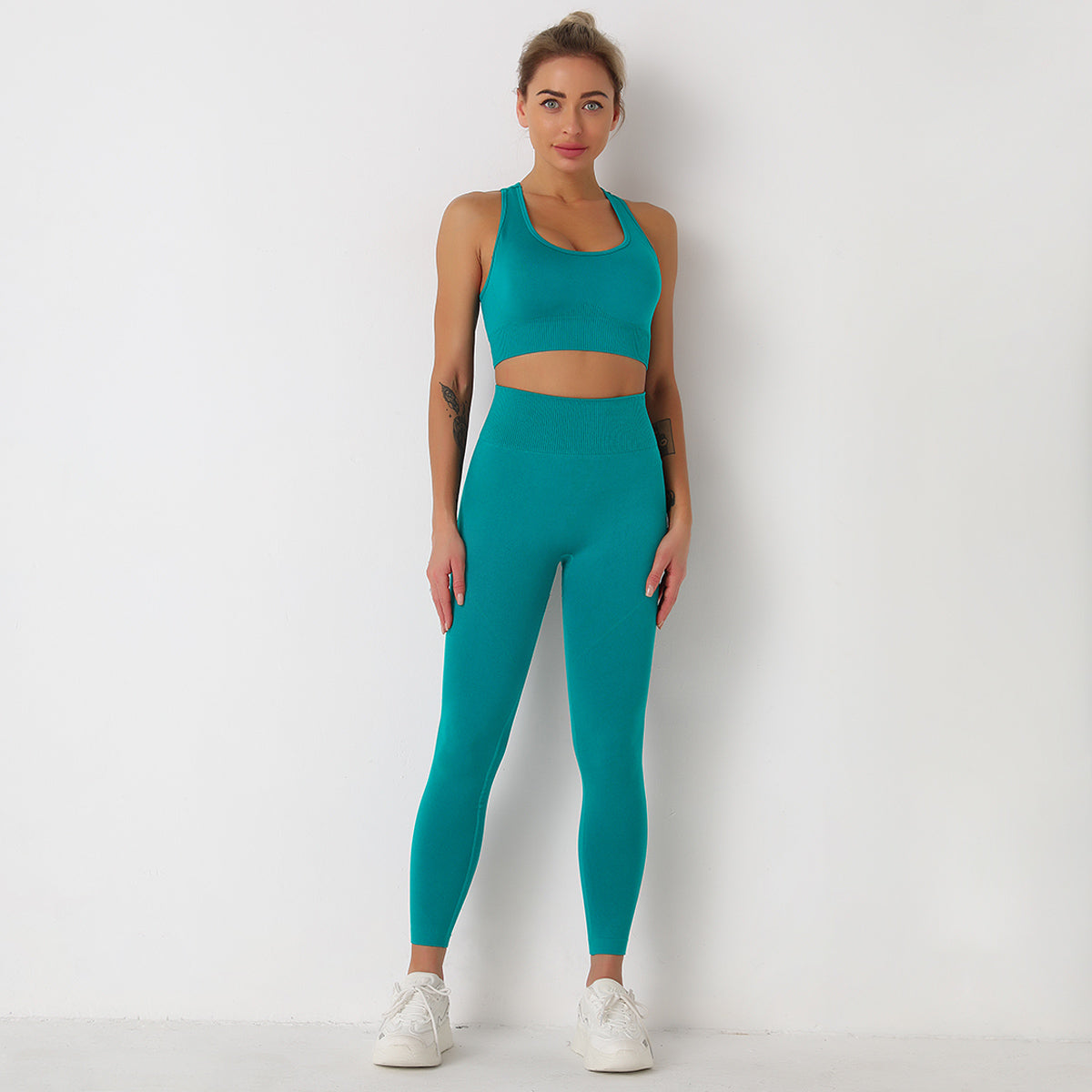 Avurer ElevateMotion 2-Piece Set — Sports Bra & Leggings - Peacock Blue