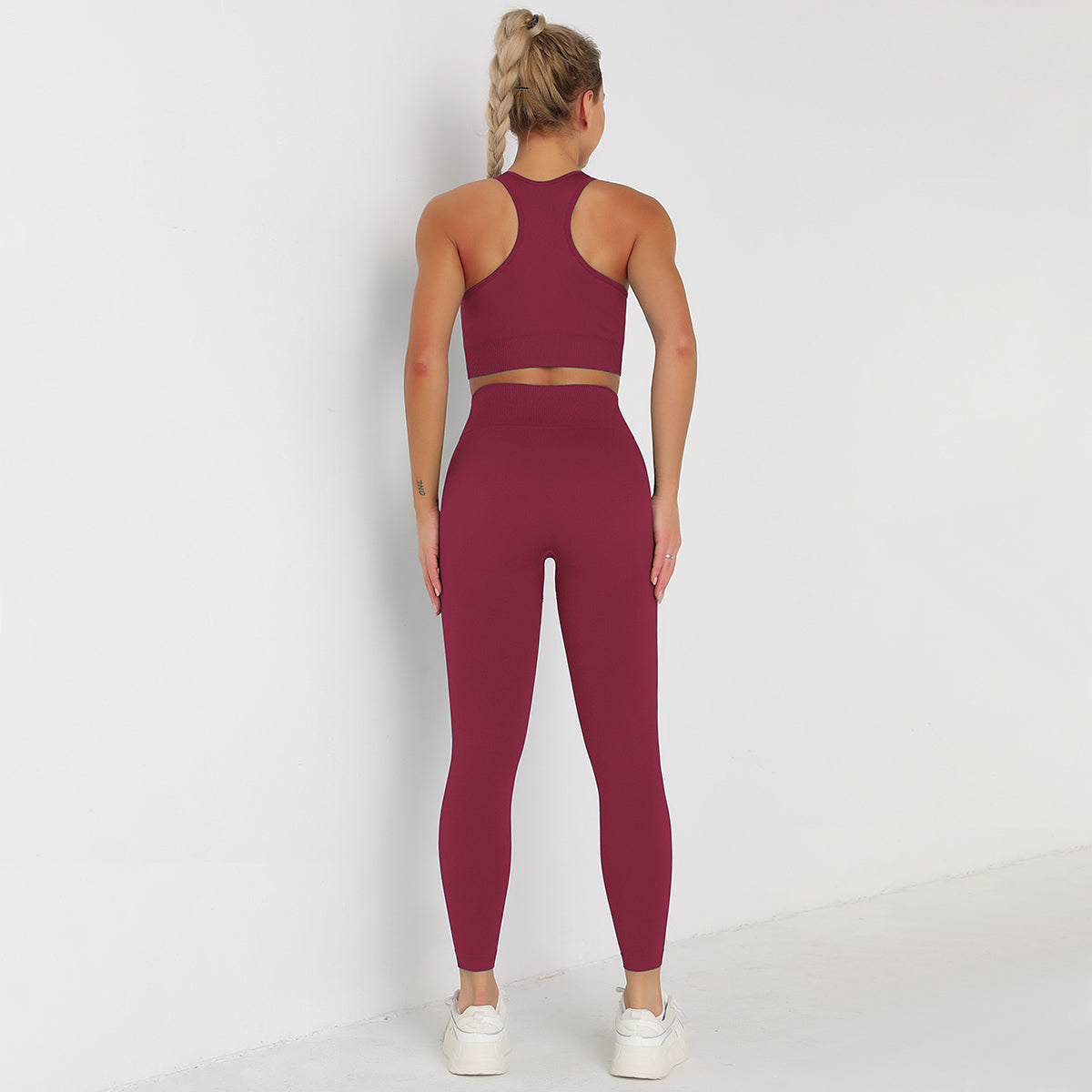 Avurer ElevateMotion 2-Piece Set — Sports Bra & Leggings - Wine Red